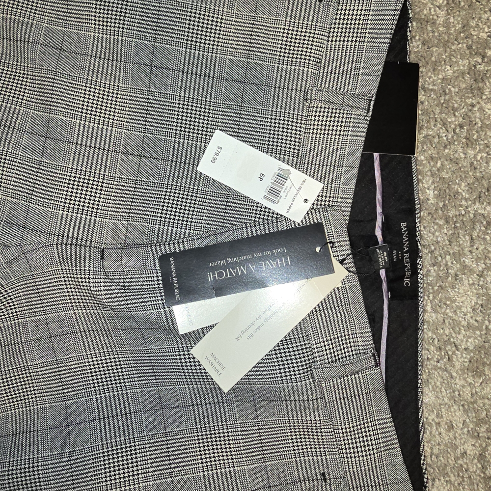 Banana Republic Monochrome Checkered Trousers
